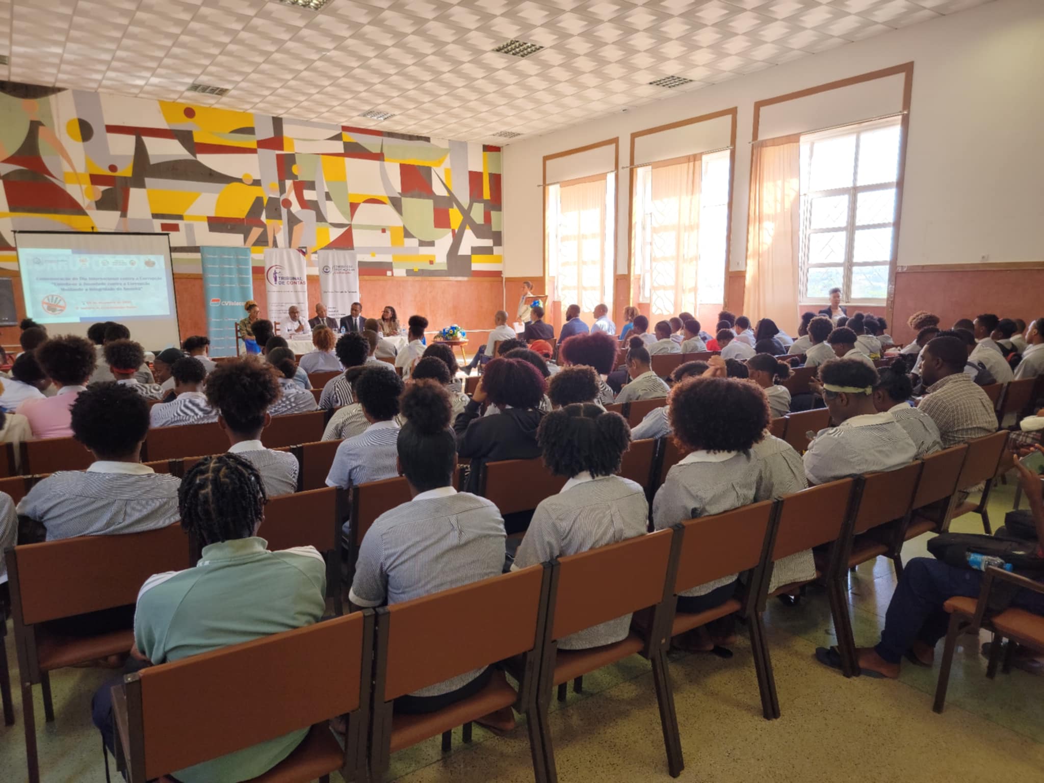 Cabo Verde Assinala Dia Internacional Contra a Corrupção com Juventude no Centro da Ação